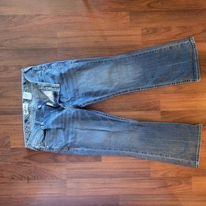 ARIAT bombshell sz 16